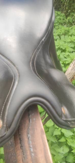 Selle de dressage Bates 