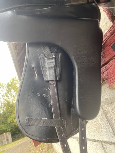 Selle de dressage Zaldi 16,5&rsquo;