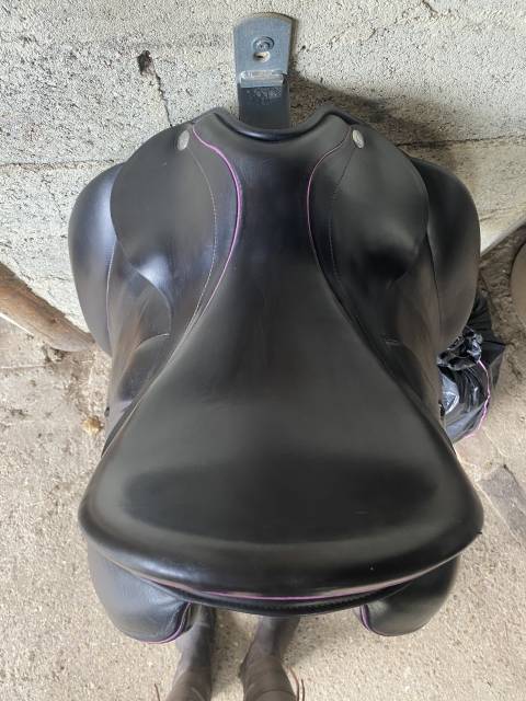 Selle de dressage Zaldi 16,5&rsquo;