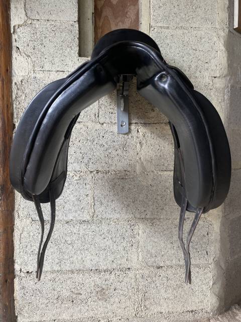 Selle de dressage Zaldi 16,5&rsquo;