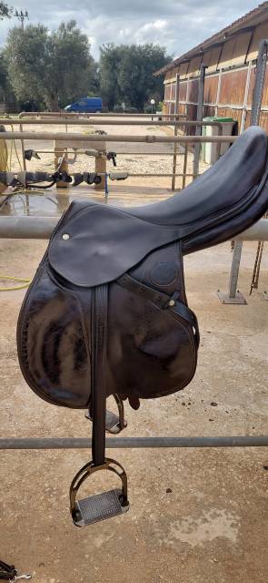 Selle Pariani marron - taille 18