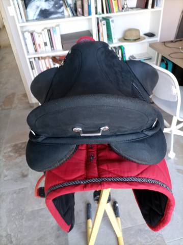 Selle Wintec Pro Endurance Cair Hart 17'