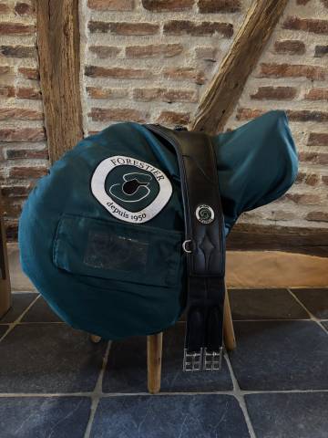 Selle Forestier Club - 17'' - arcade ouverte - noire