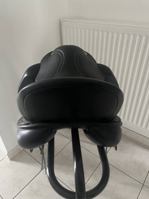 Selle dressage Pro &Eacute;lite 