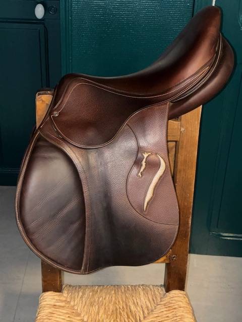 Selle obstacle ANTARES cuir 17.5 2018