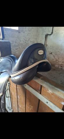 Selle dressage 18 