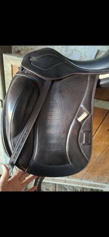 Selle dressage 18 