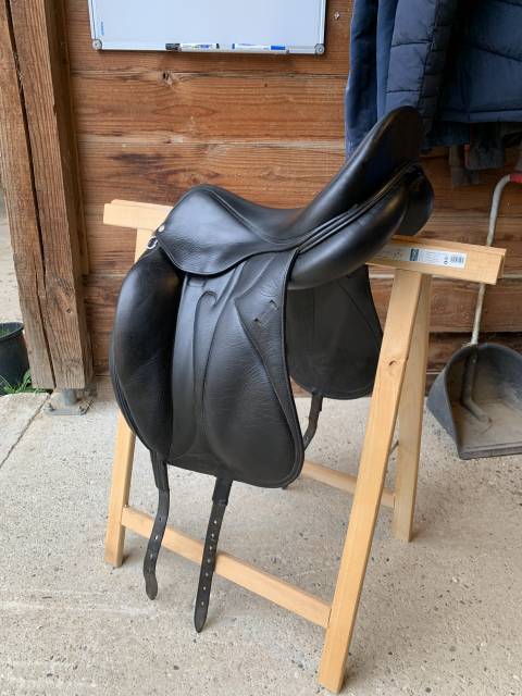 Selle Devoucoux Makila 