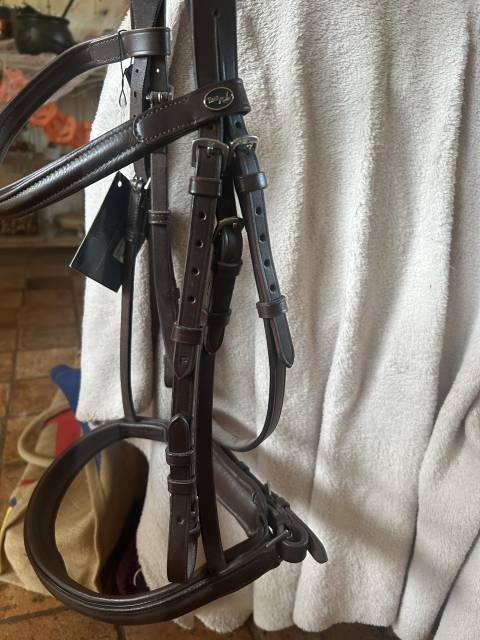 Bridon avec muserolle Time Rider neuf 