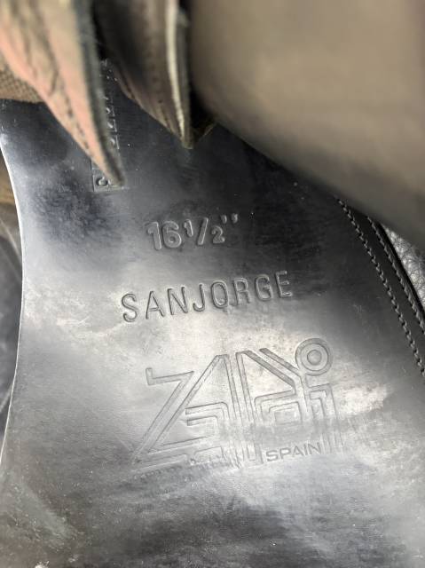 Selle de dressage ZALDI SANJORGE 16,5 pouces