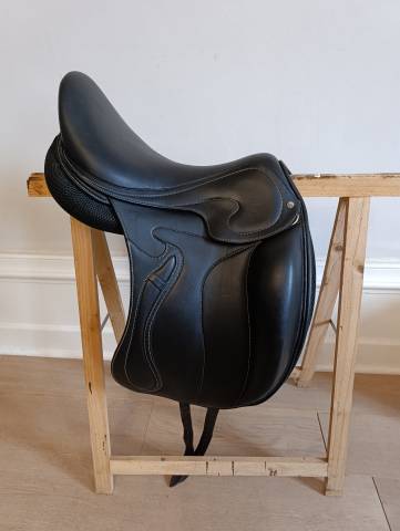 Selle de dressage Macel - 17"5p Q02