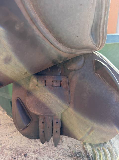selle Herv&eacute; Godiguon Jumpin &agrave; vendre 