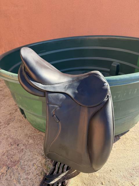 Selle forestier classic dressage 17 pouces