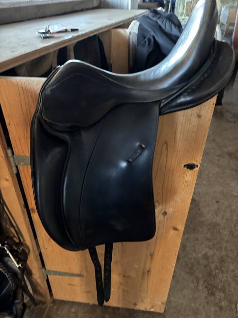 Selle de dressage Majorman