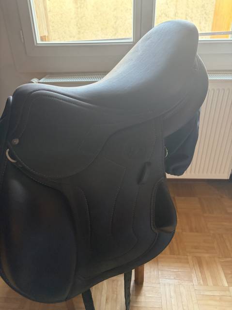 Selle d&rsquo;obstacle Antar&egrave;s