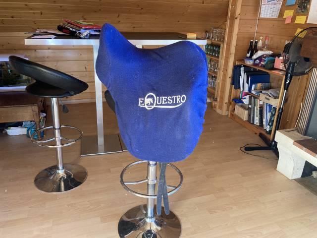 Selle dressage equestro