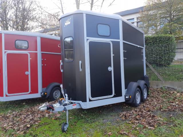 VAN IFOR WILLIAMS NEUF  – HB 506 NEUF – 2 PLACES
