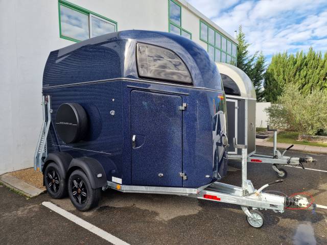 Location van outlet chevaux toulouse
