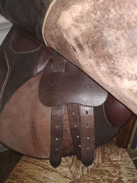 Selle d'équitation 17,5