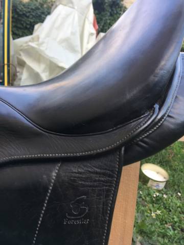 Selle de dressage forestier 18'