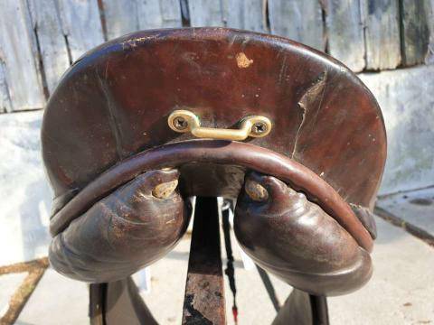 Selle norton maron taille 17