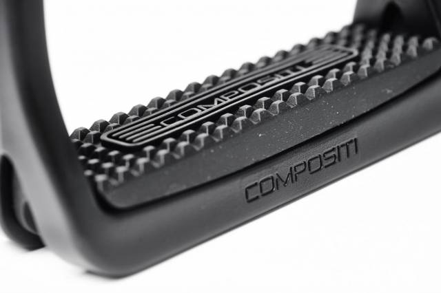 Etriers compositi premium couleur