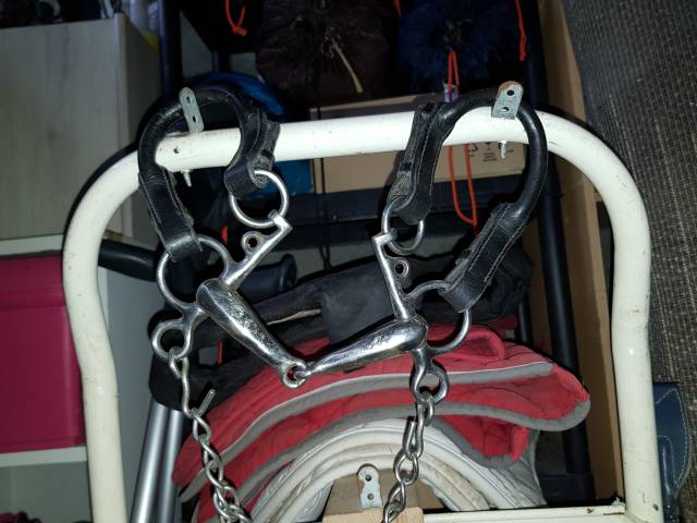 vend mors équitation