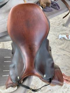 Selle Devoucoux 17’