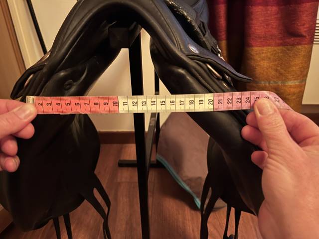 Selle dressage Forestier Ilium 17.5"