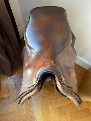 selle de dressage portugaise