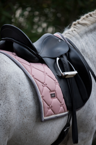 Tapis de selle PINK PEARL - Equestrian Stockholm