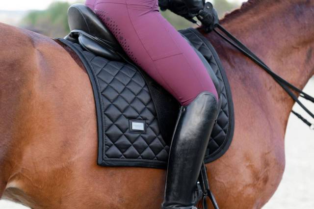 Tapis de selle Total Eclipse - Equestrian Stockholm