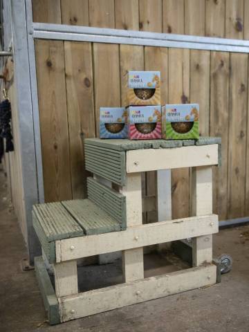 Friandise en balle Stall Ball à accrocher  - LIKIT