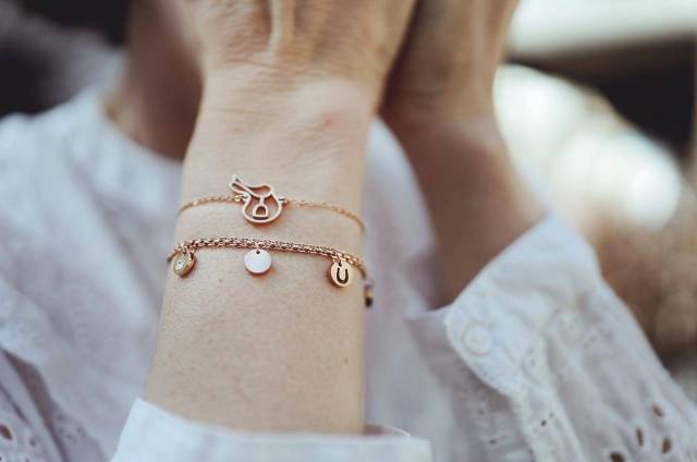 Bracelet avec breloques personnalisées - Ponytail & Co