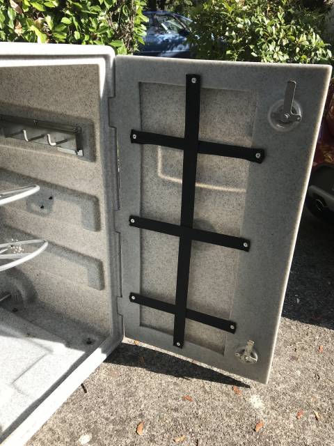 Malle de transport, armoire d&rsquo;&eacute;curie roulante