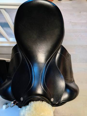 Selle équipe emporio neuve 17'