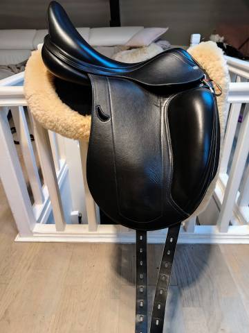 Selle équipe emporio neuve 17'