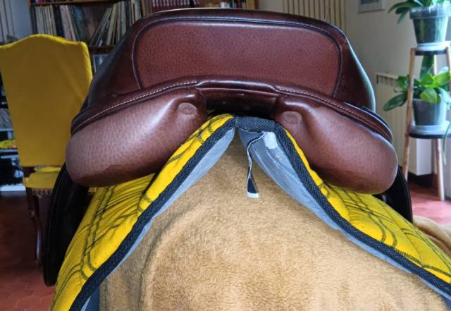 Selle Ikonic état neuf