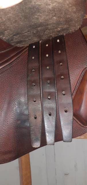 Selle CWD SE02 17", quartiers 2L, refaite en 2022