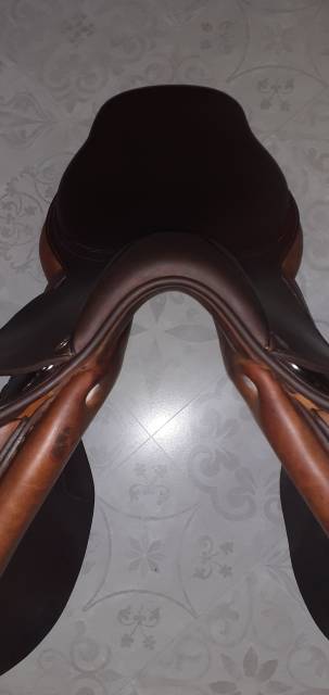 Selle CWD SE02 17", quartiers 2L, refaite en 2022