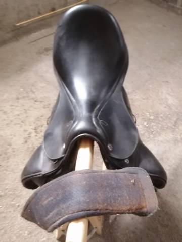 Selle de dressage fouilloux 