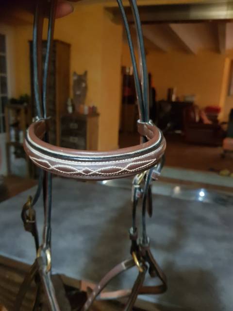 Filet poney cuir anglais demi-rond havane