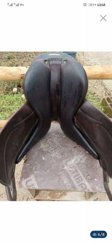 selle de dressage Mendia de chez Devoucoux