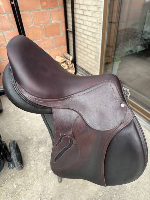 Selle Antares connexion 2022 