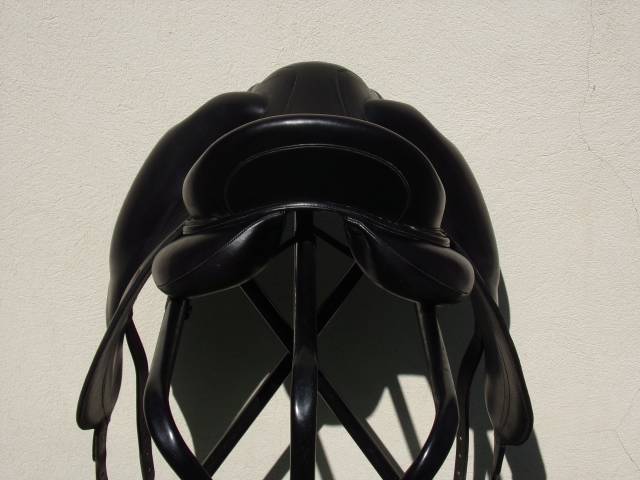 Selle Dressage Devoucoux Mendia 18'