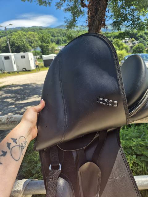 Selle de dressage Waldhausen 