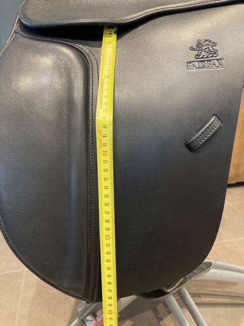 Selle dressage fairfax 16,5 » noire 
