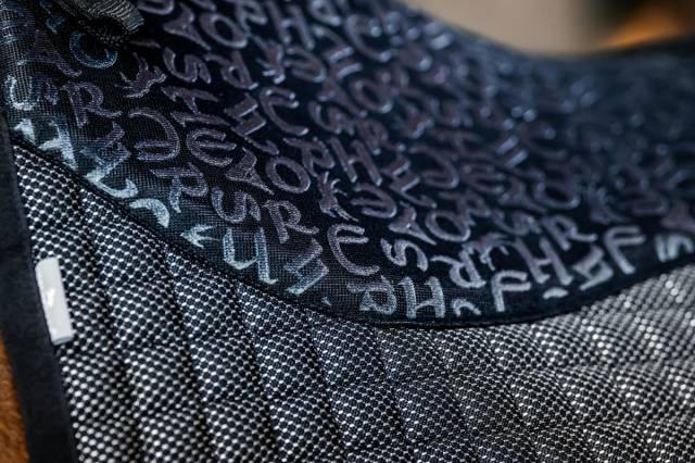 Tapis de selle dressage Horseware Tech comfort - horseware - 3d respirant