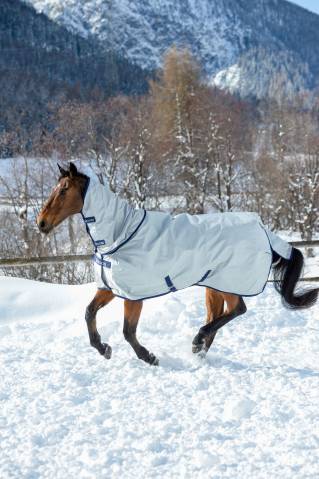 Couvre-cou 300g Power Turnout Bucas