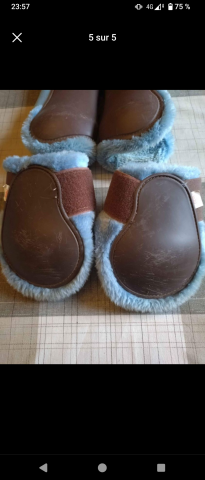 Protections Norton cheval marron/ciel